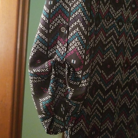 Top - Picture 3 of 4